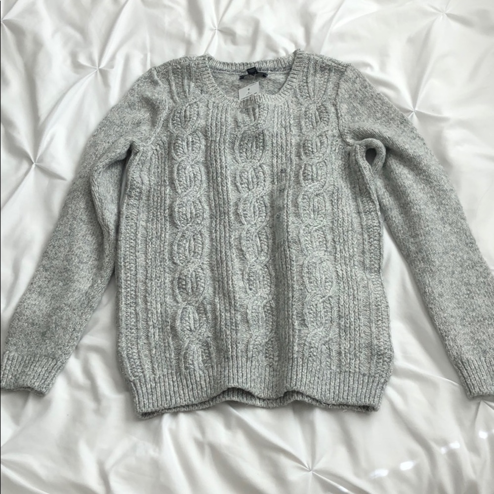NWT Tommy Hilfiger sweater